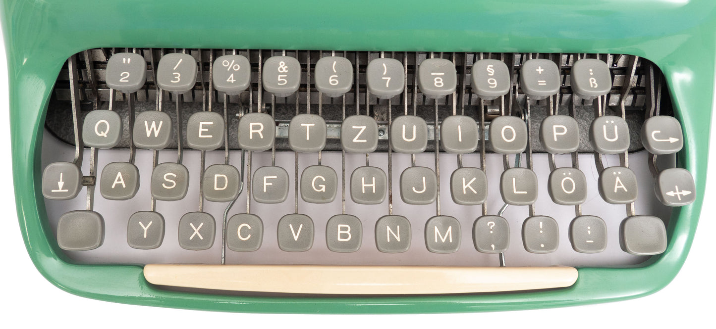Small Typewriter Green, Consul