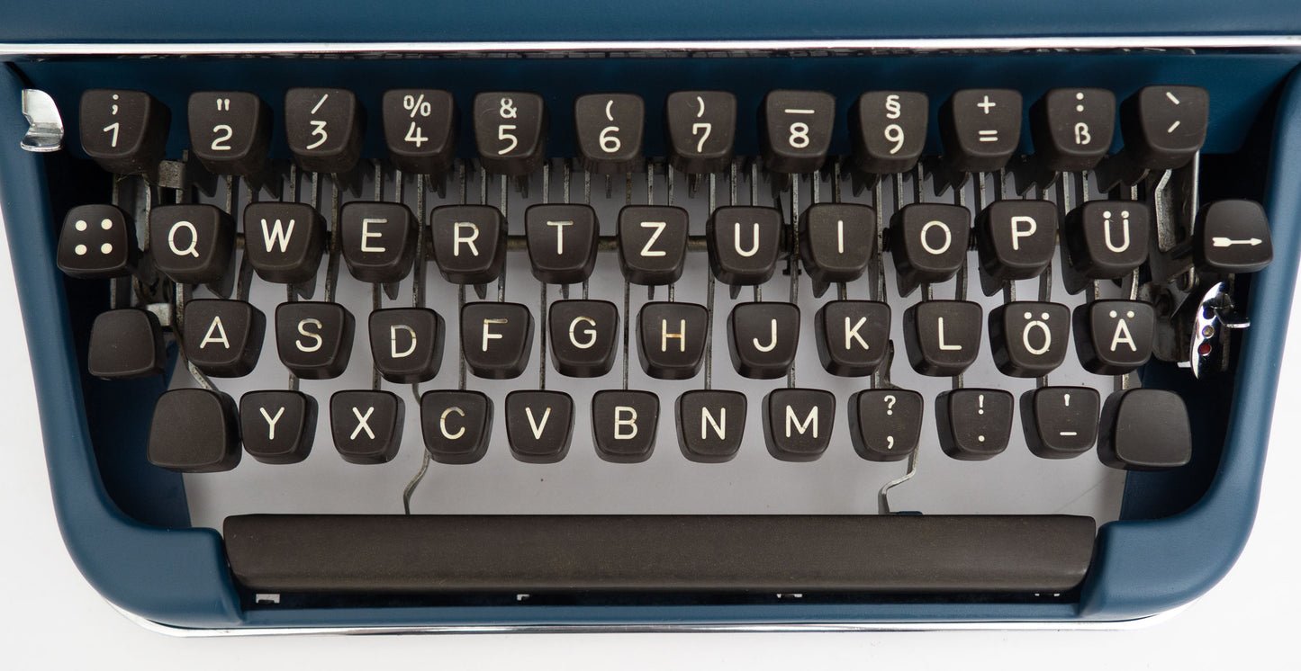 Typewriter Olympia SM2, Petrol Blue