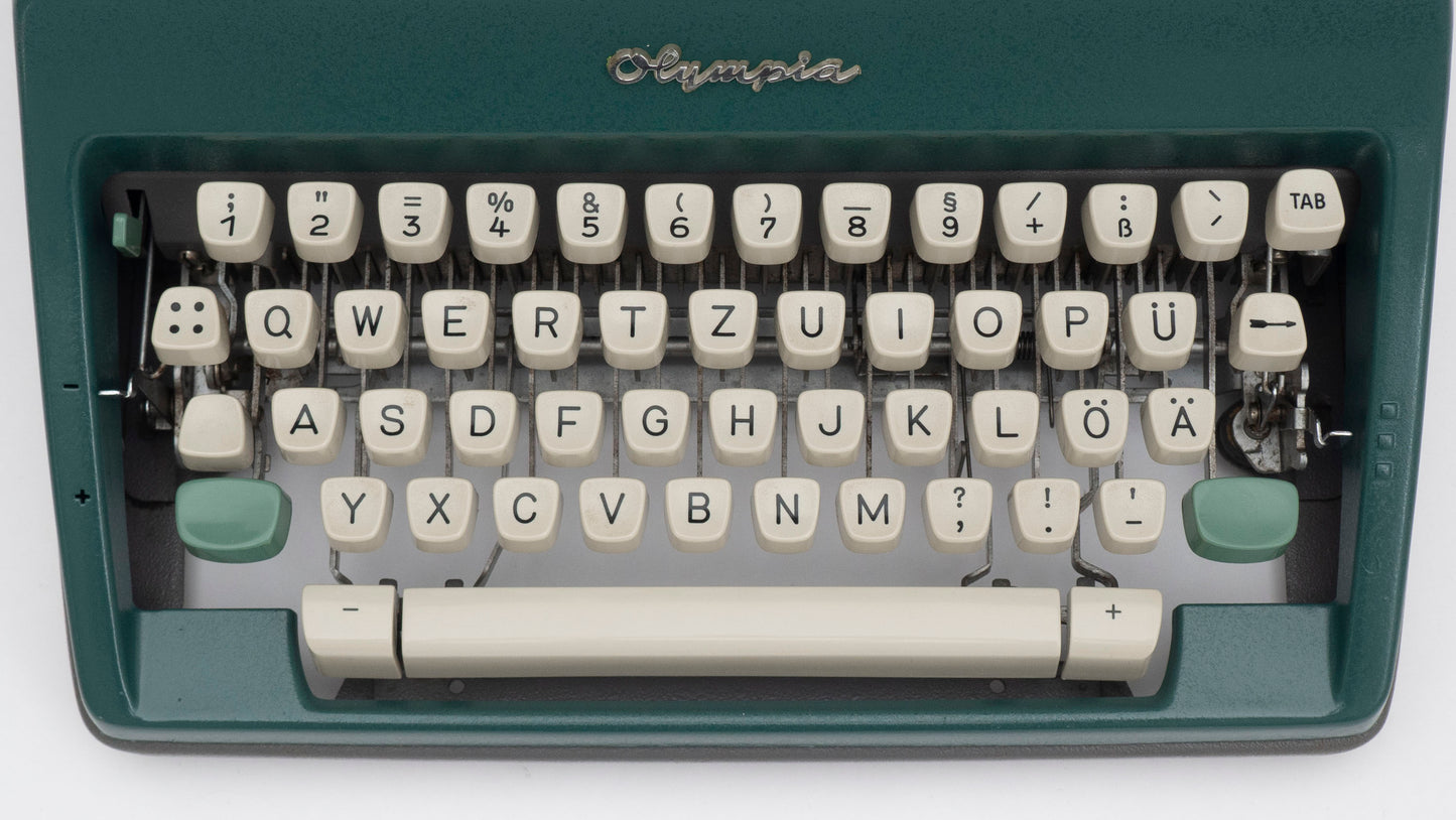 Typewriter Olympia SM8, Green