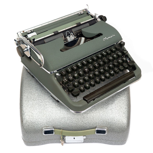typewriter Olympia SM3